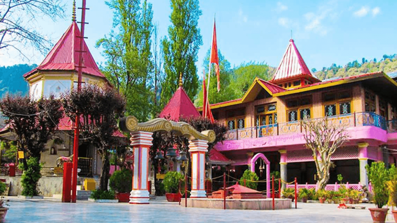 Naina Devi Temple - Places to Visit in Nainital - Gola Holidays - Slide 3